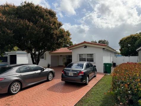7928 N Juniper Street Miramar FL 33023