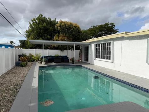 7928 N Juniper Street Miramar FL 33023