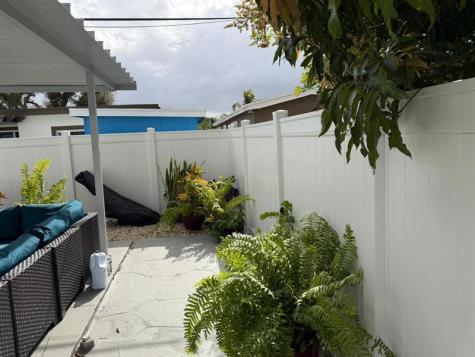 7928 N Juniper Street Miramar FL 33023