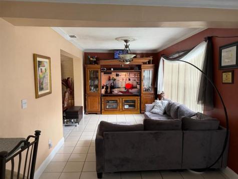 7928 N Juniper Street Miramar FL 33023