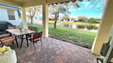 1807 SW Jamesport Drive Port St Lucie FL 34953