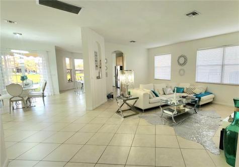 1807 SW Jamesport Drive Port St Lucie FL 34953