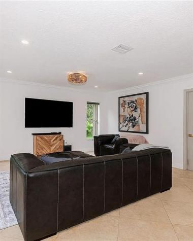 3610 Washington Lane Hollywood FL 33026