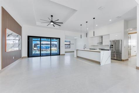 1925 NW 34th Place Cape Coral FL 33993