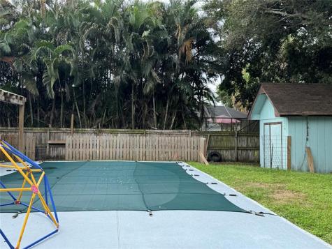 6101 Balsam Drive Fort Pierce FL 34982