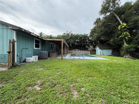 6101 Balsam Drive Fort Pierce FL 34982