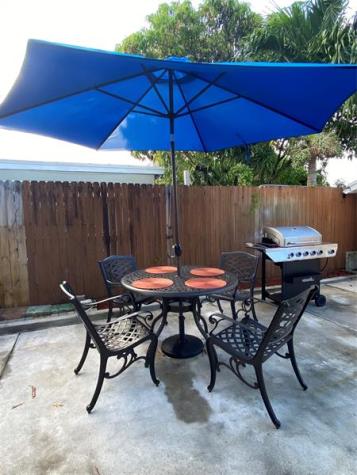 541 NE 58th Court Oakland Park FL 33334