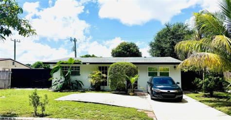 7140 Custer Street Hollywood FL 33024