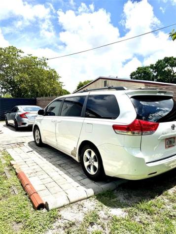 7140 Custer Street Hollywood FL 33024