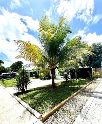 7140 Custer Street Hollywood FL 33024