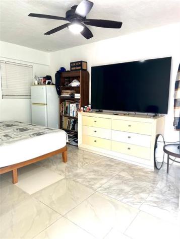 7140 Custer Street Hollywood FL 33024