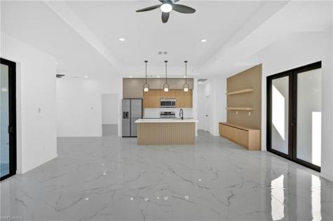 2909 9TH Street Lehigh Acres FL 33971