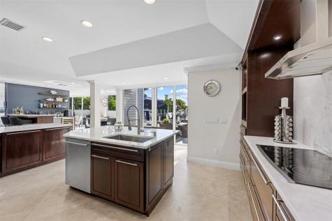 910 Jasmine Drive Delray Beach FL 33483