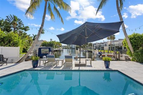910 Jasmine Drive Delray Beach FL 33483
