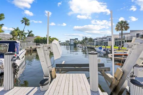 910 Jasmine Drive Delray Beach FL 33483