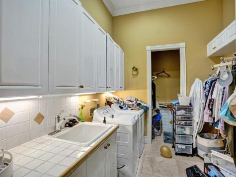 7988 Mandarin Drive Boca Raton FL 33433