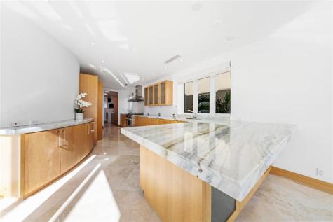 1525 N Fort Lauderdale Beach Boulevard Fort Lauderdale FL 33304