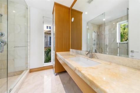 1525 N Fort Lauderdale Beach Boulevard Fort Lauderdale FL 33304