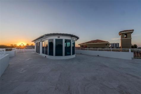 1525 N Fort Lauderdale Beach Boulevard Fort Lauderdale FL 33304