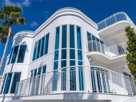 1525 N Fort Lauderdale Beach Boulevard Fort Lauderdale FL 33304