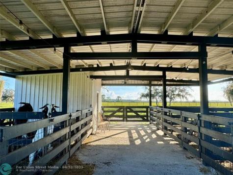 14151 E Center Street Okeechobee FL 34974