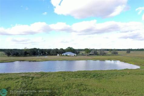 14151 E Center Street Okeechobee FL 34974