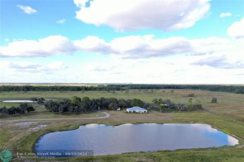 14151 E Center Street Okeechobee FL 34974