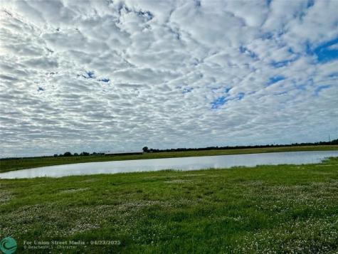 14151 E Center Street Okeechobee FL 34974