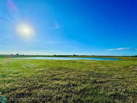 14151 E Center Street Okeechobee FL 34974