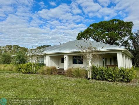 14151 E Center Street Okeechobee FL 34974