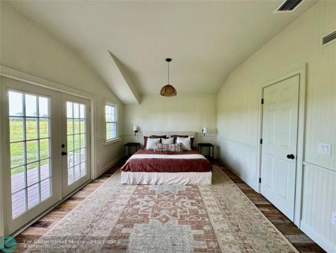 14151 E Center Street Okeechobee FL 34974