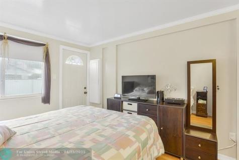 5670 SW Cypress Drive Fort Lauderdale FL 33312