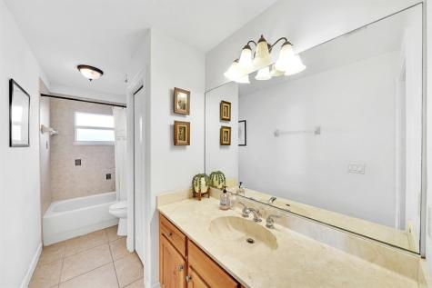 6944 NW Daffodil Lane Port St Lucie FL 34983