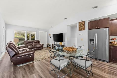 12895 Persimmon Boulevard The Acreage FL 33411