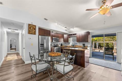 12895 Persimmon Boulevard The Acreage FL 33411