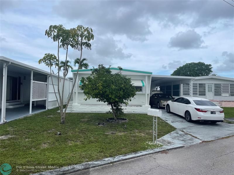 1888 SW 85th Avenue Davie FL 33324
