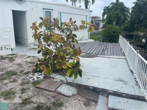 1888 SW 85th Avenue Davie FL 33324