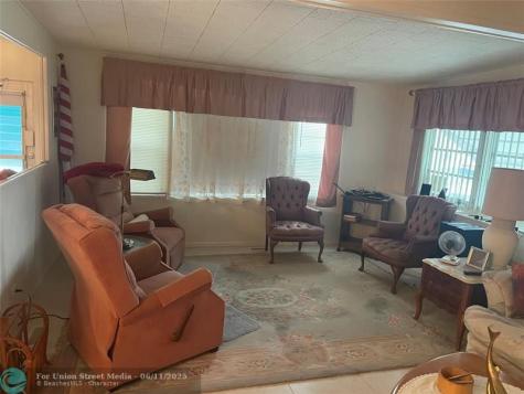 1888 SW 85th Avenue Davie FL 33324