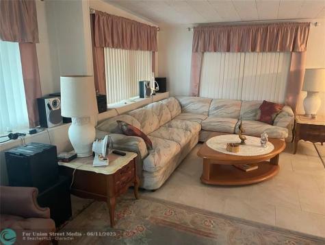 1888 SW 85th Avenue Davie FL 33324