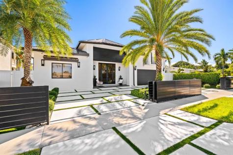 710 NE 69th Street Boca Raton FL 33487
