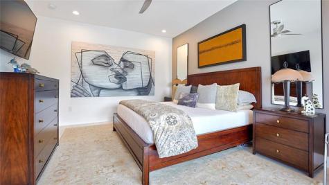 4051 NE 16 Avenue Fort Lauderdale FL 33334