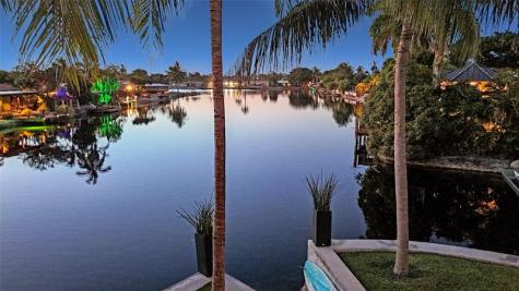 4051 NE 16 Avenue Fort Lauderdale FL 33334