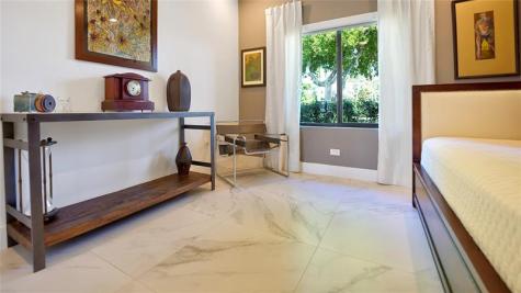4051 NE 16 Avenue Fort Lauderdale FL 33334