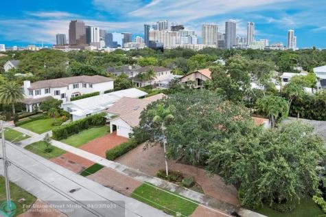 805 SE 10th Street Fort Lauderdale FL 33316