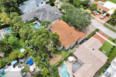805 SE 10th Street Fort Lauderdale FL 33316