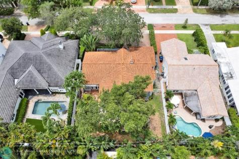 805 SE 10th Street Fort Lauderdale FL 33316