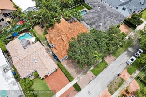 805 SE 10th Street Fort Lauderdale FL 33316
