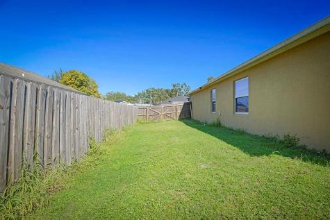 1174 SW Goodman Avenue Port St Lucie FL 34953