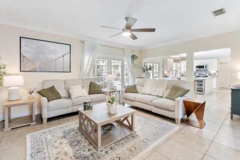 7617 Parkview Way Coral Springs FL 33065