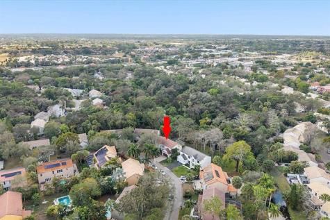 7617 Parkview Way Coral Springs FL 33065